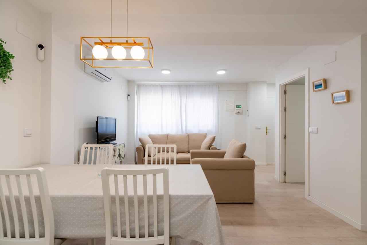 Whitey Aparment In Triana Apartment Sevilla Bagian luar foto