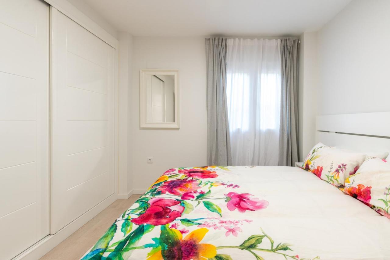Whitey Aparment In Triana Apartment Sevilla Bagian luar foto