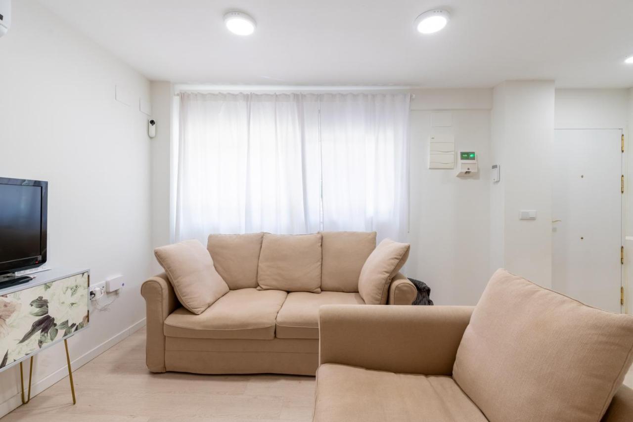 Whitey Aparment In Triana Apartment Sevilla Bagian luar foto