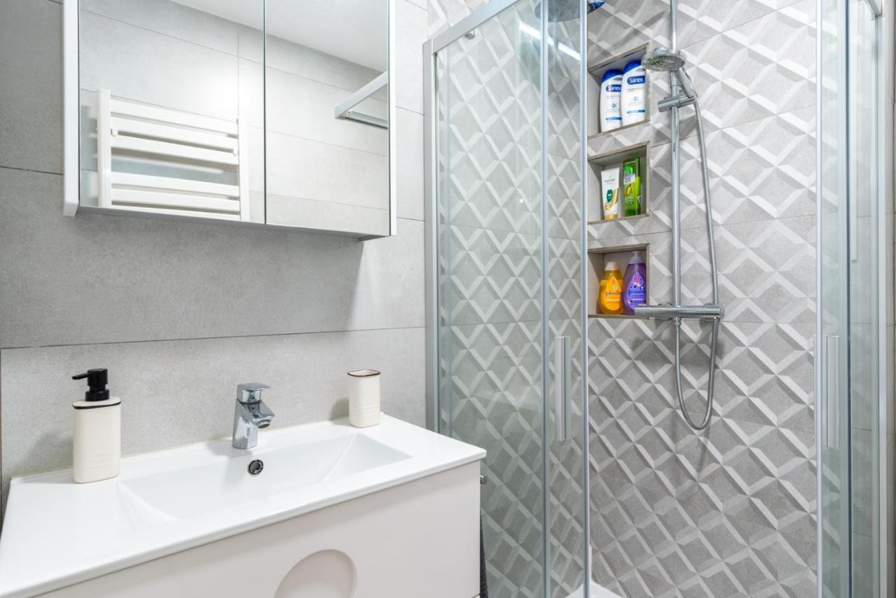 Whitey Aparment In Triana Apartment Sevilla Bagian luar foto