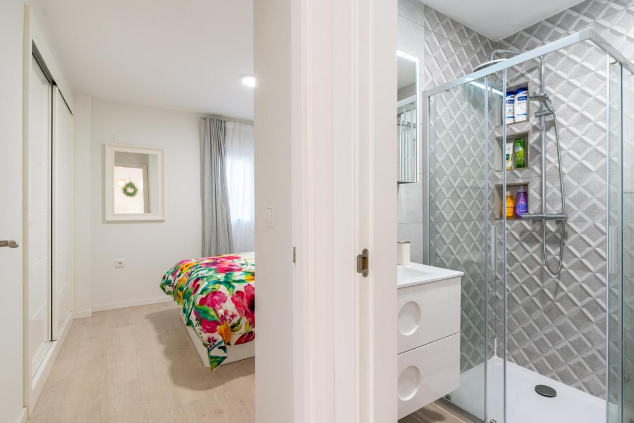 Whitey Aparment In Triana Apartment Sevilla Bagian luar foto