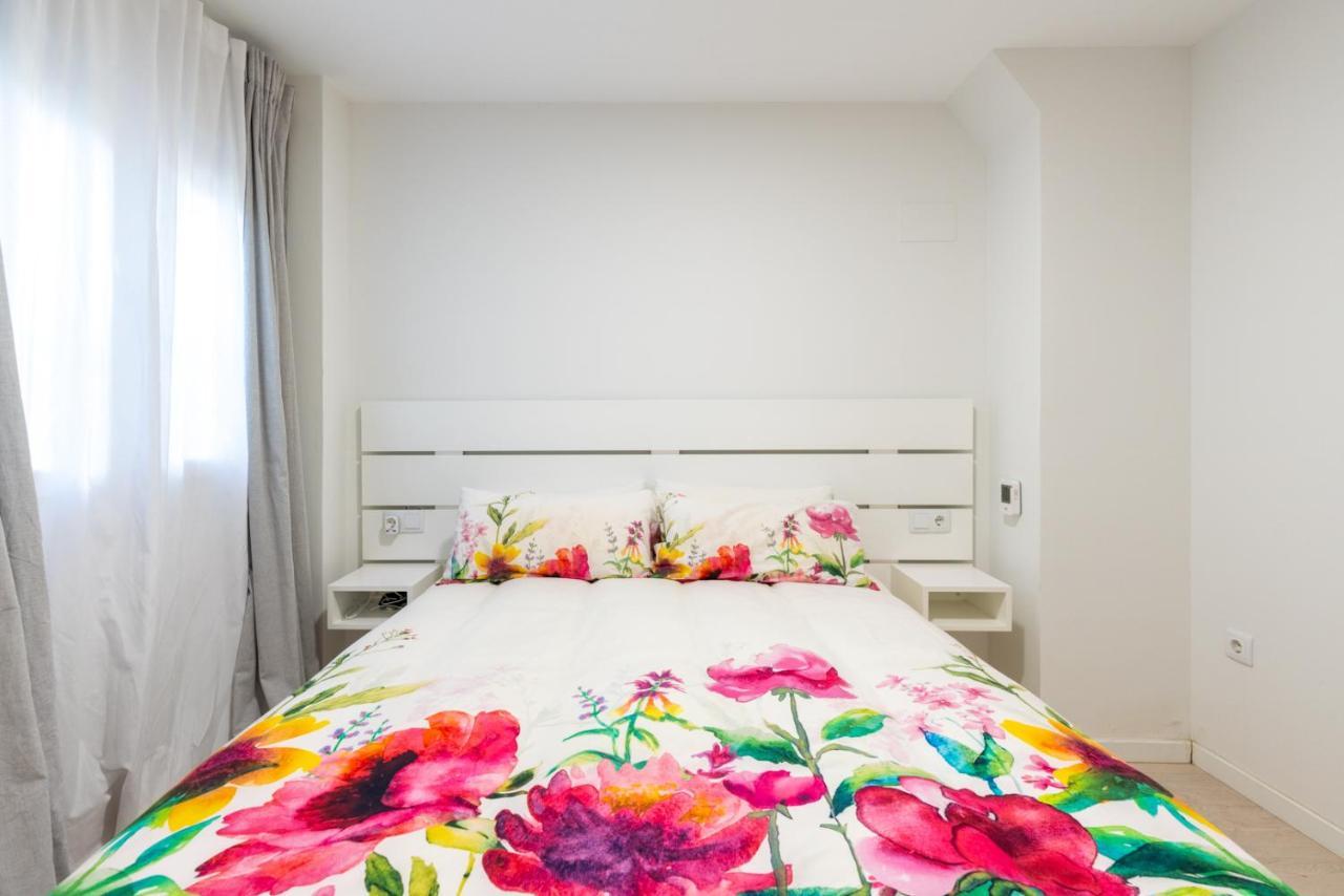 Whitey Aparment In Triana Apartment Sevilla Bagian luar foto
